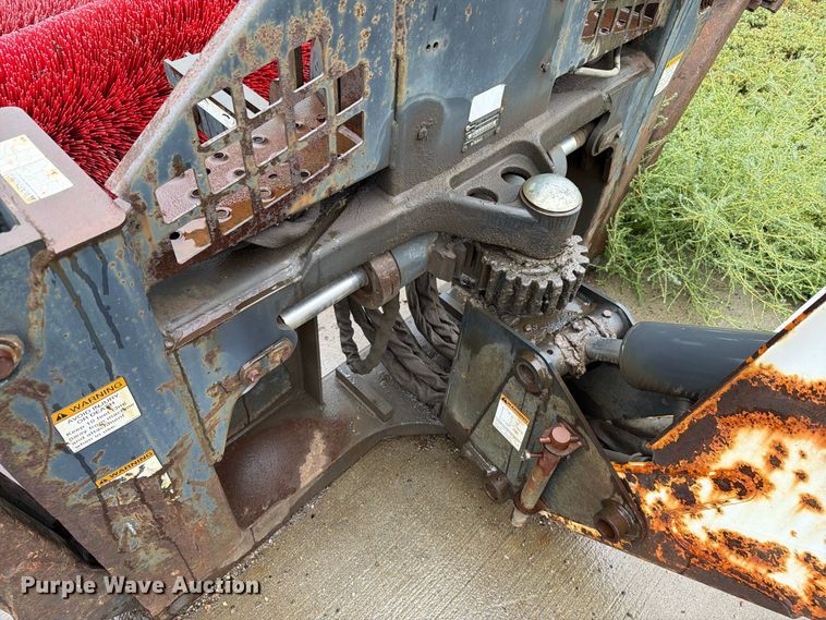 image for item FT6749 Bobcat 8811 skid steer backhoe