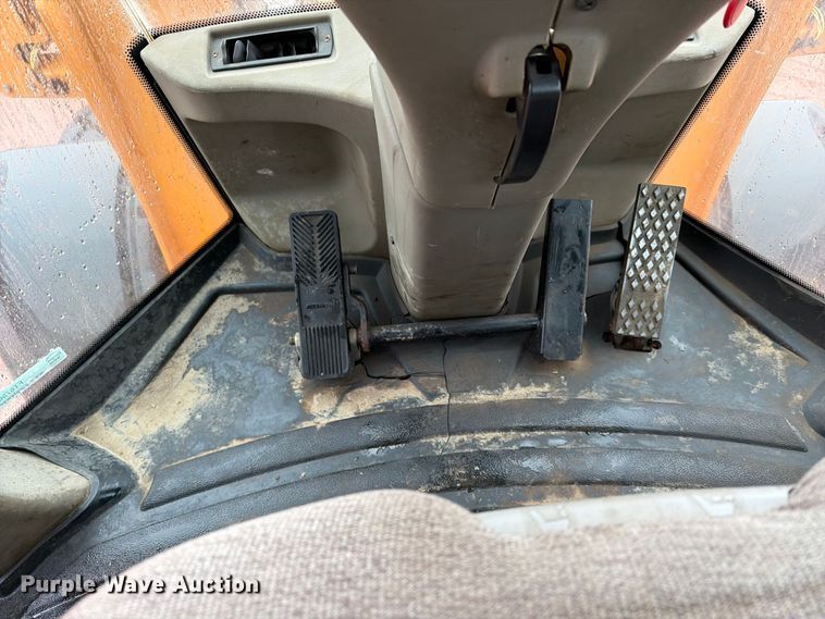 image for item FT6750 2011 Case 621E wheel loader