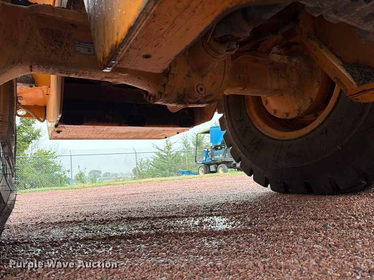 image for item FT6750 2011 Case 621E wheel loader