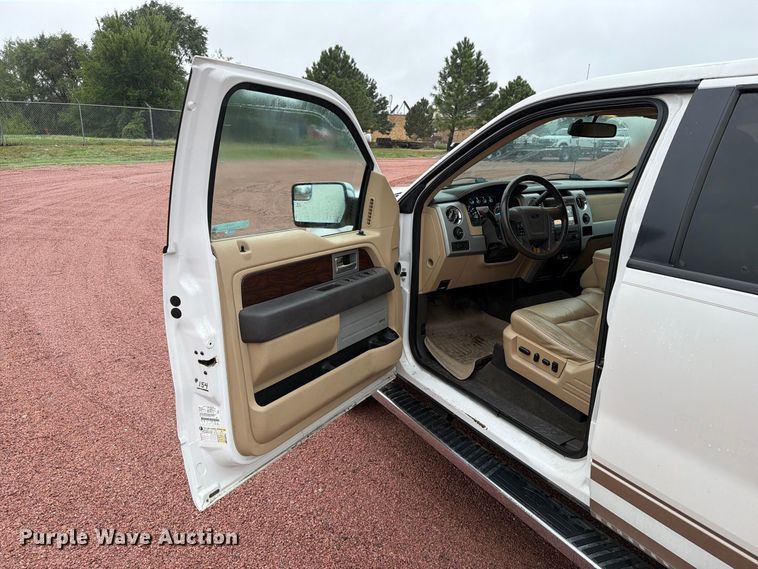 image for item FT6751 2012 Ford F150 Crew Cab pickup truck