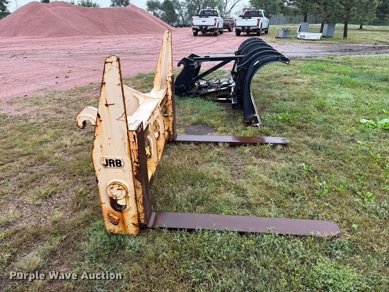 image for item FT6752 JRB W130 Wheel loader forks
