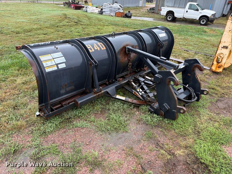 image for item FT6753 Henke wheel loader snow plow