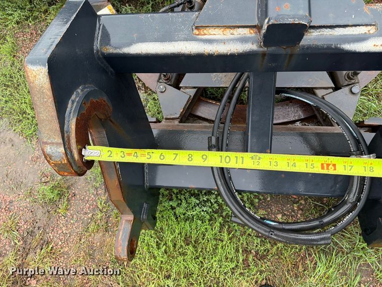 image for item FT6753 Henke wheel loader snow plow