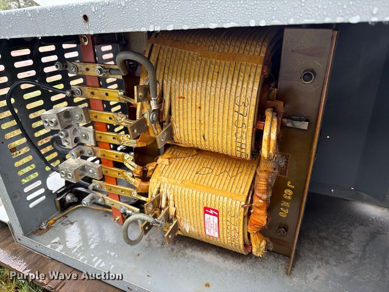 image for item FT6754 Assorted electrical panels