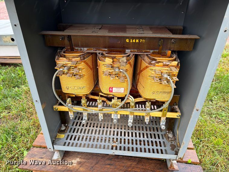 image for item FT6754 Assorted electrical panels