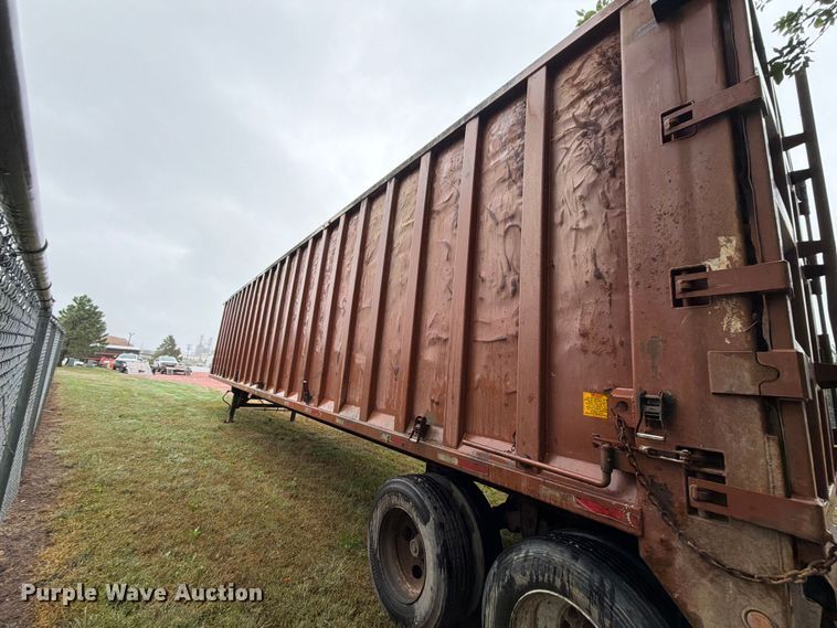 image for item FT6755 2012 GEFCO SW048108 walking floor trailer