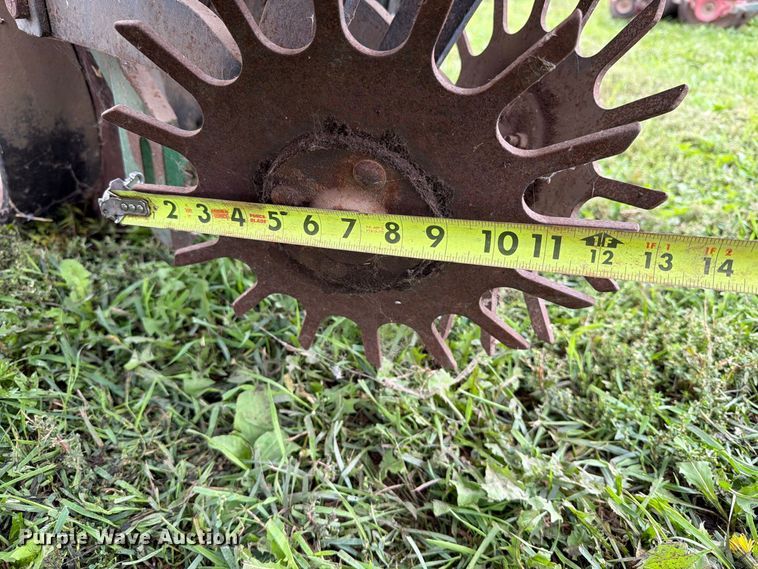 image for item FT6764 Kinze 210 planter