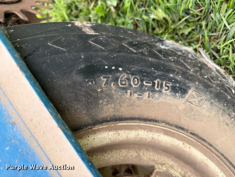 image for item FT6764 Kinze 210 planter