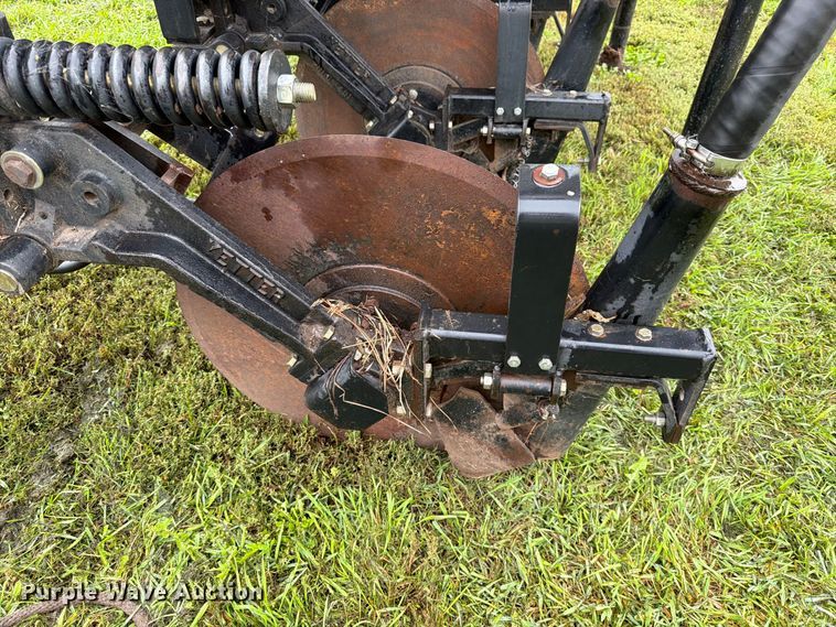 image for item FT6769 liquid fertilizer applicator