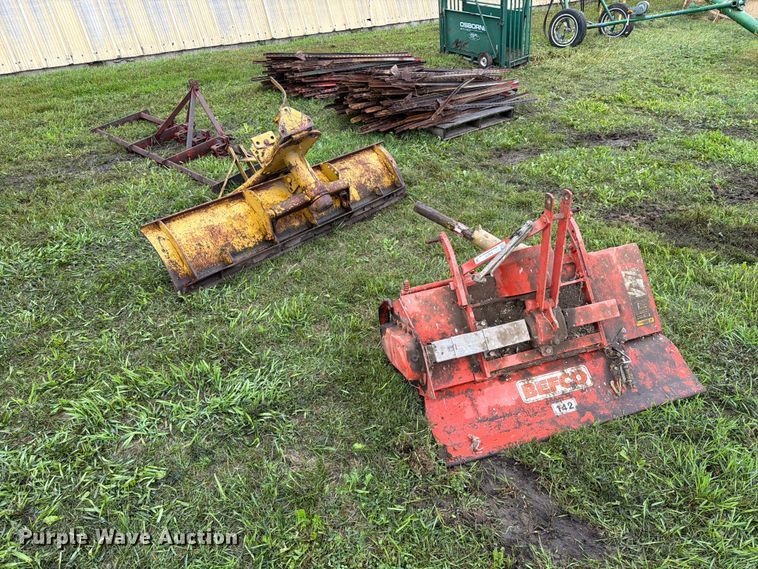 image for item FT6771 Tractor attachments