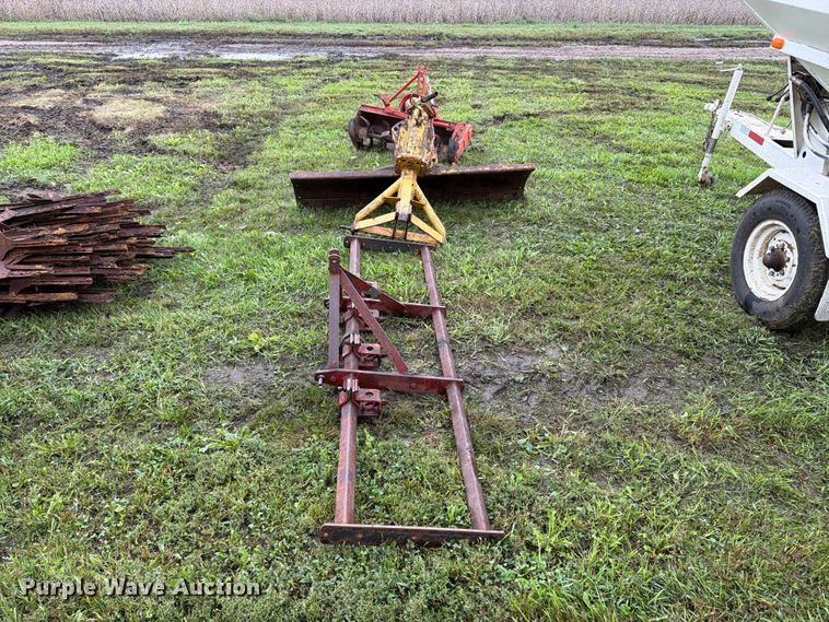 image for item FT6771 Tractor attachments