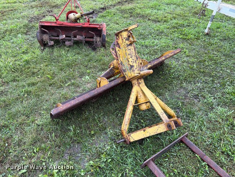 image for item FT6771 Tractor attachments