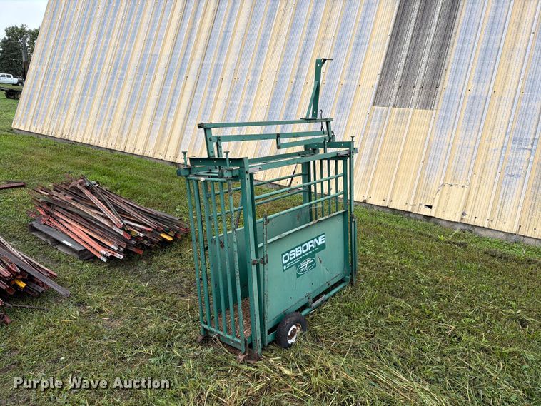 Osborne Accu-Arm squeeze chute