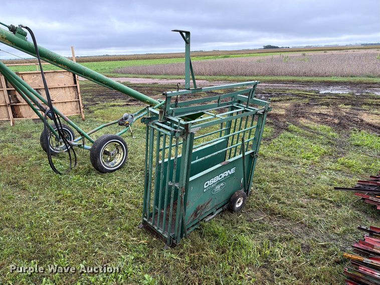 image for item FT6773 Osborne Accu-Arm squeeze chute