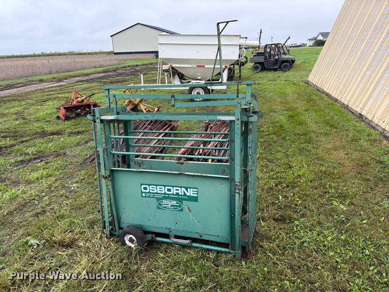 image for item FT6773 Osborne Accu-Arm squeeze chute