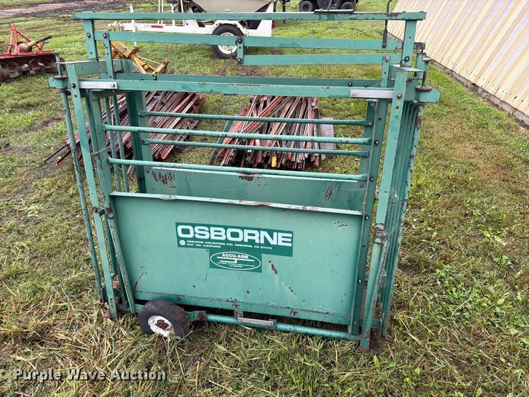 image for item FT6773 Osborne Accu-Arm squeeze chute
