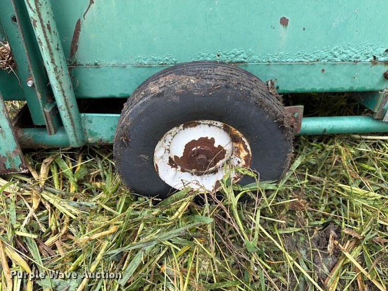 image for item FT6773 Osborne Accu-Arm squeeze chute