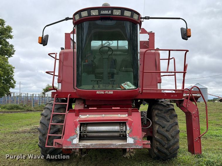 image for item FT6777 1995 Case 2144 Axial-Flow combine