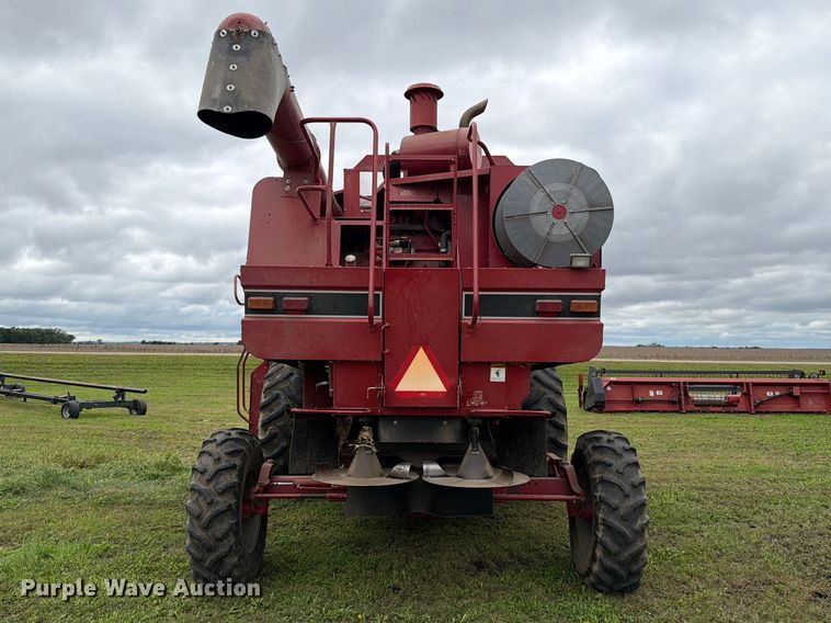 image for item FT6777 1995 Case 2144 Axial-Flow combine