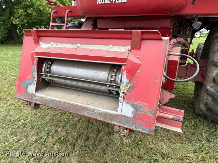 image for item FT6777 1995 Case 2144 Axial-Flow combine