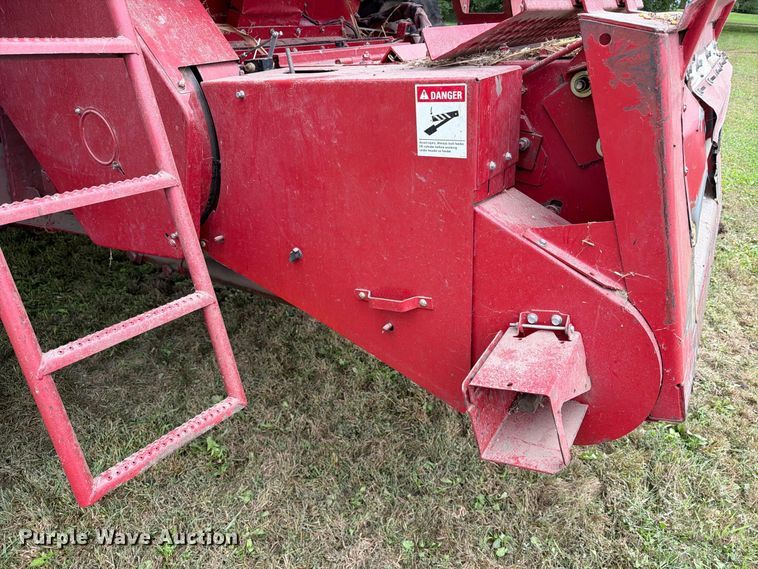 image for item FT6777 1995 Case 2144 Axial-Flow combine
