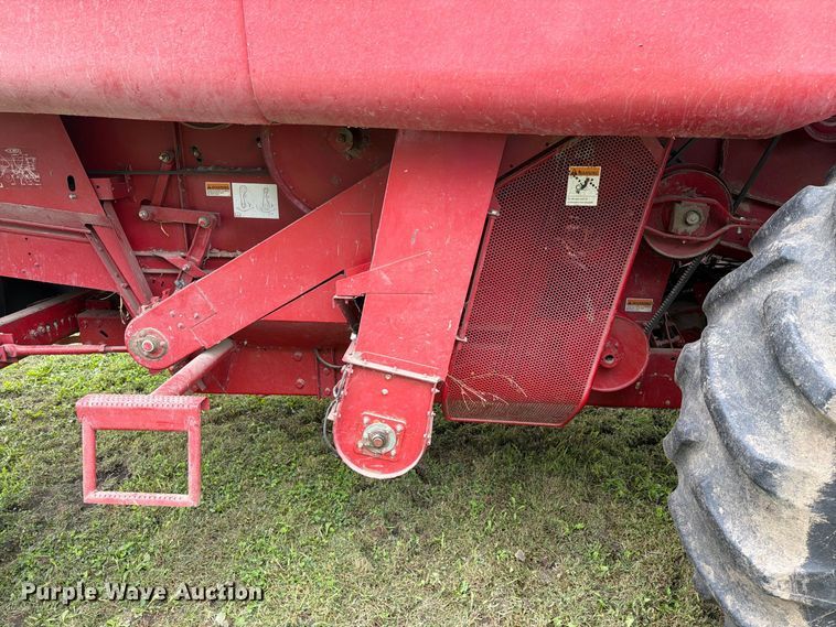 image for item FT6777 1995 Case 2144 Axial-Flow combine
