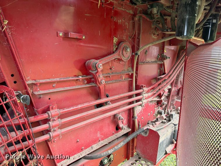 image for item FT6777 1995 Case 2144 Axial-Flow combine