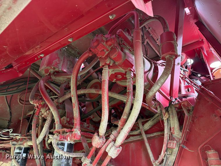 image for item FT6777 1995 Case 2144 Axial-Flow combine