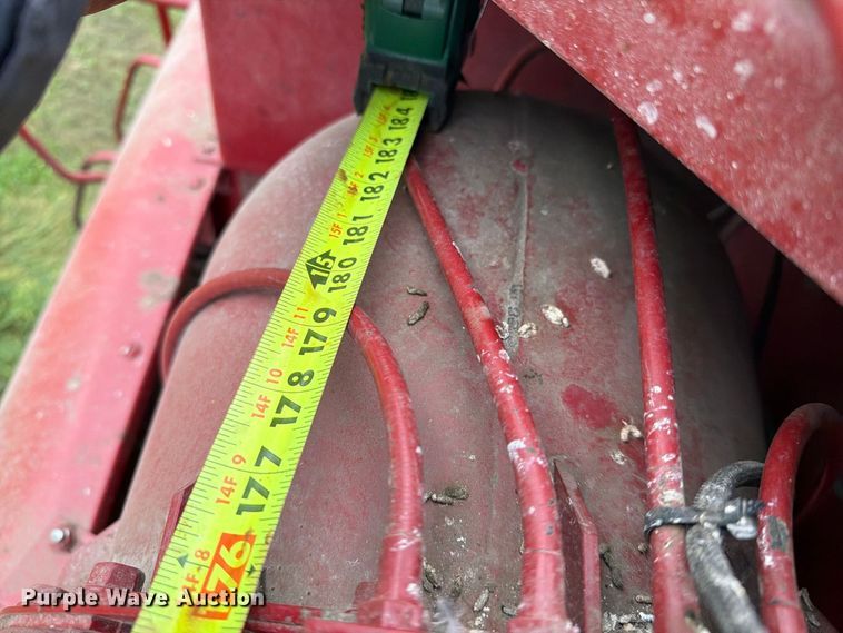 image for item FT6777 1995 Case 2144 Axial-Flow combine