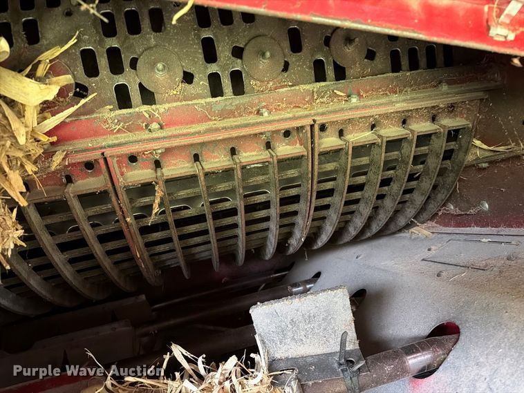 image for item FT6777 1995 Case 2144 Axial-Flow combine