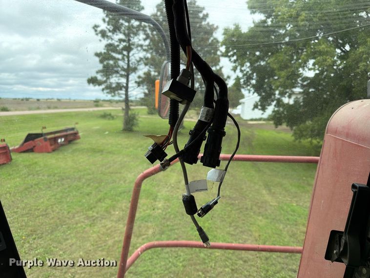 image for item FT6777 1995 Case 2144 Axial-Flow combine