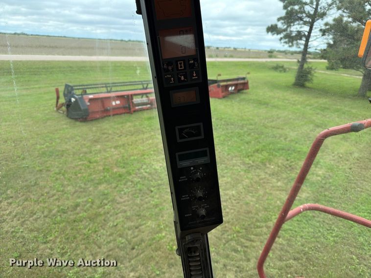 image for item FT6777 1995 Case 2144 Axial-Flow combine