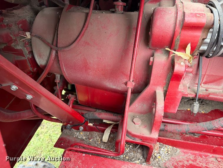 image for item FT6777 1995 Case 2144 Axial-Flow combine