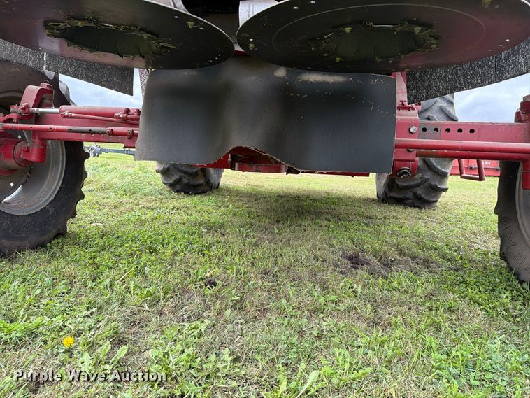 image for item FT6777 1995 Case 2144 Axial-Flow combine