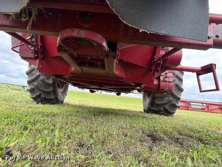 image for item FT6777 1995 Case 2144 Axial-Flow combine