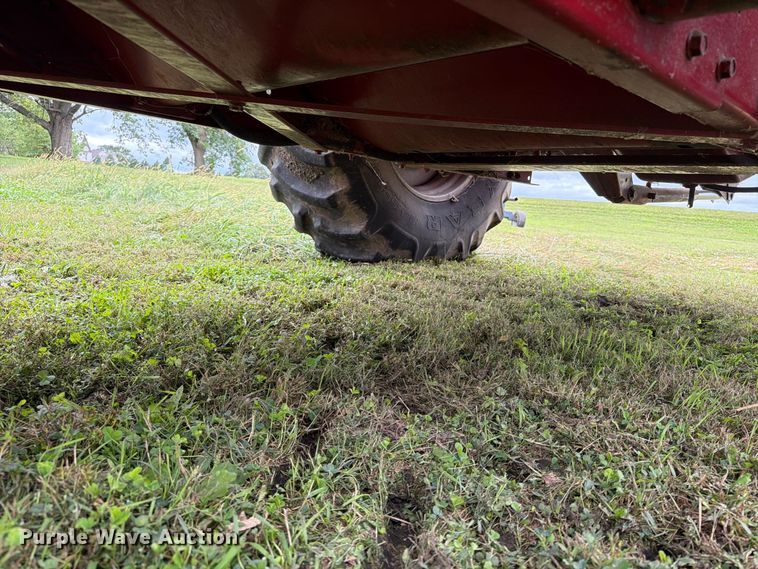image for item FT6777 1995 Case 2144 Axial-Flow combine
