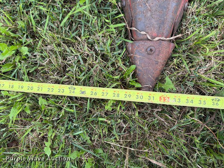 image for item FT6779 Case 1063 corn head