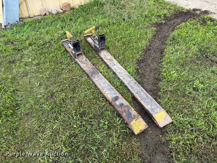 image for item FT6781 Paynes Forks PF6000 forks