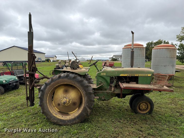 image for item FT6783 1963 John Deere 2010 tractor