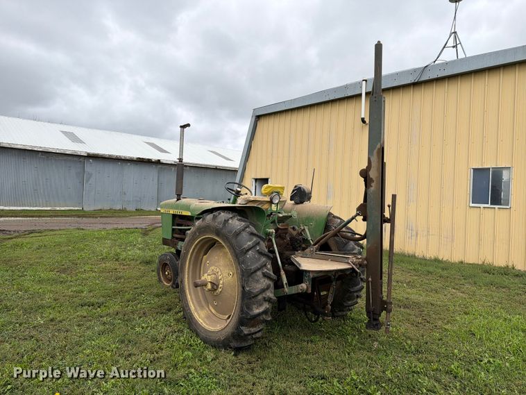 image for item FT6783 1963 John Deere 2010 tractor