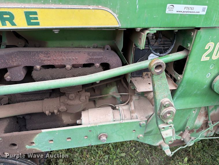 image for item FT6783 1963 John Deere 2010 tractor