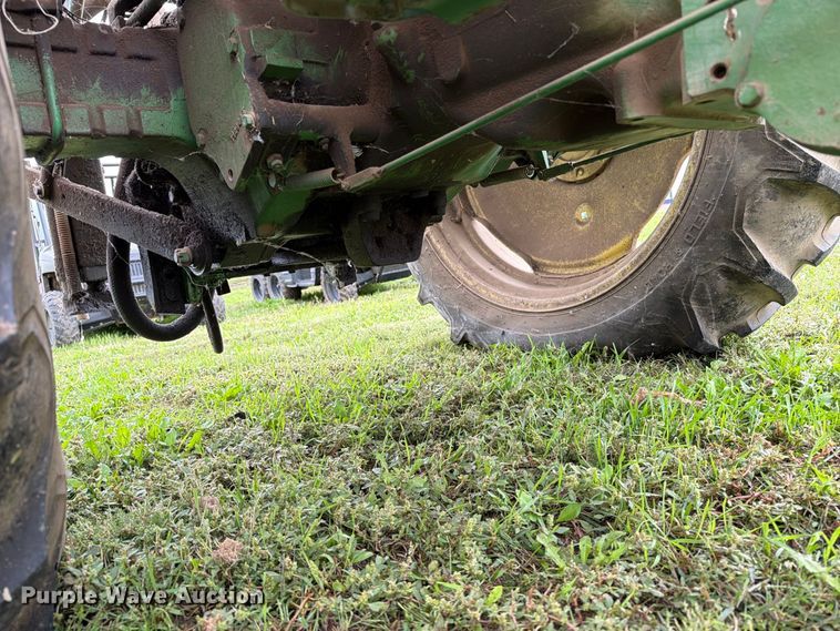 image for item FT6783 1963 John Deere 2010 tractor