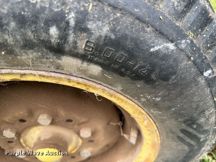 image for item FT6783 1963 John Deere 2010 tractor
