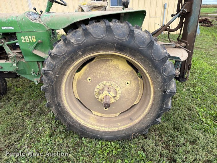 image for item FT6783 1963 John Deere 2010 tractor