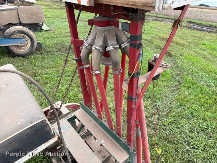 image for item FT6784 Shop Built seeder