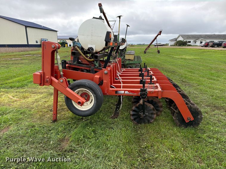 image for item FT6785 Brillion STP-430 liquid fertilizer applicator