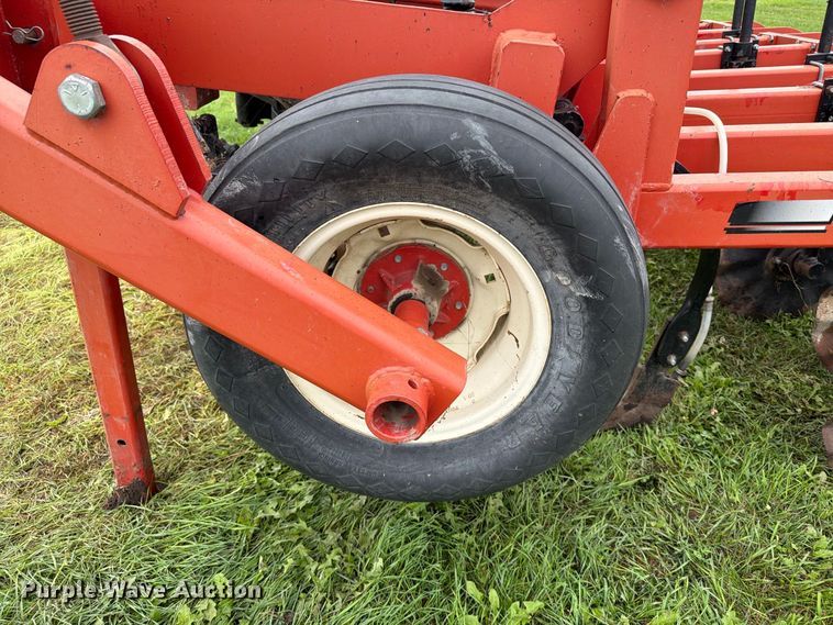 image for item FT6785 Brillion STP-430 liquid fertilizer applicator
