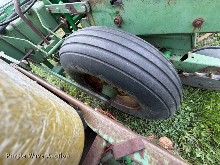 image for item FT6786 John Deere 7100 planter