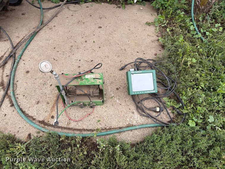 image for item FT6786 John Deere 7100 planter