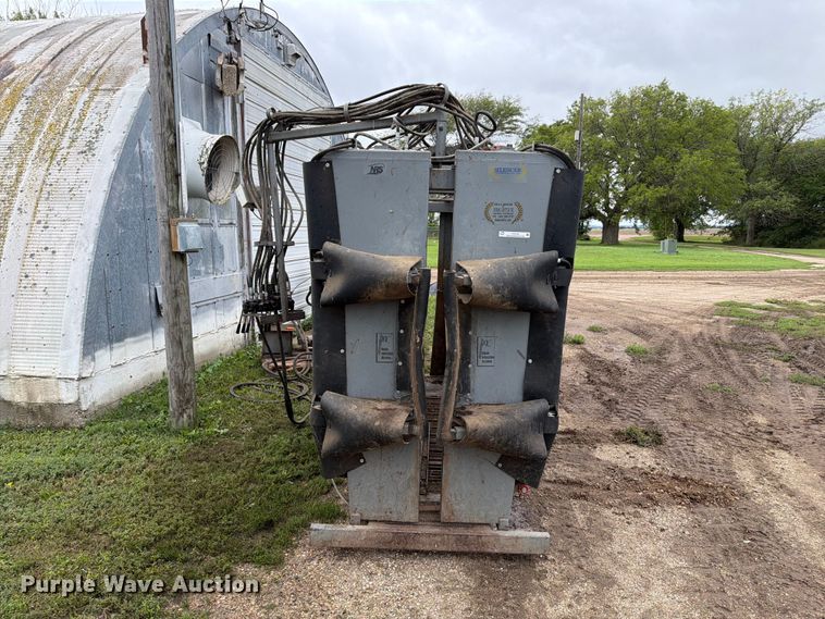 image for item FT6791 Moly MFG. Inc Silencer squeeze chute